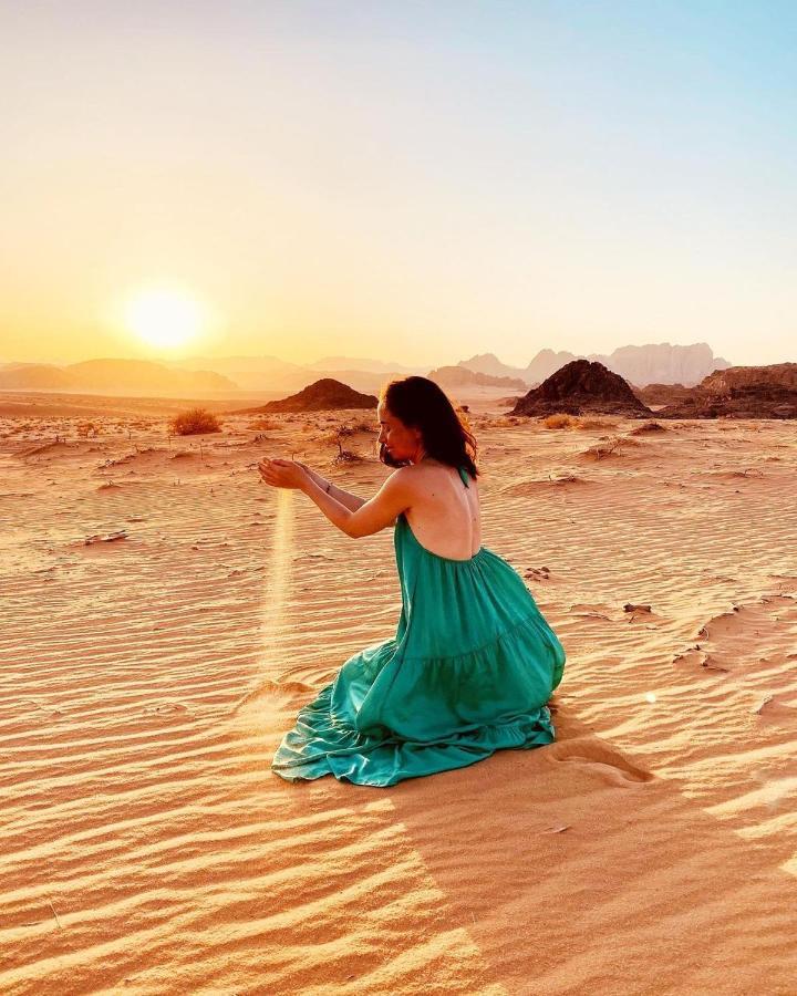 Rum Moon Luxury Camp Wadi Rum Extérieur photo