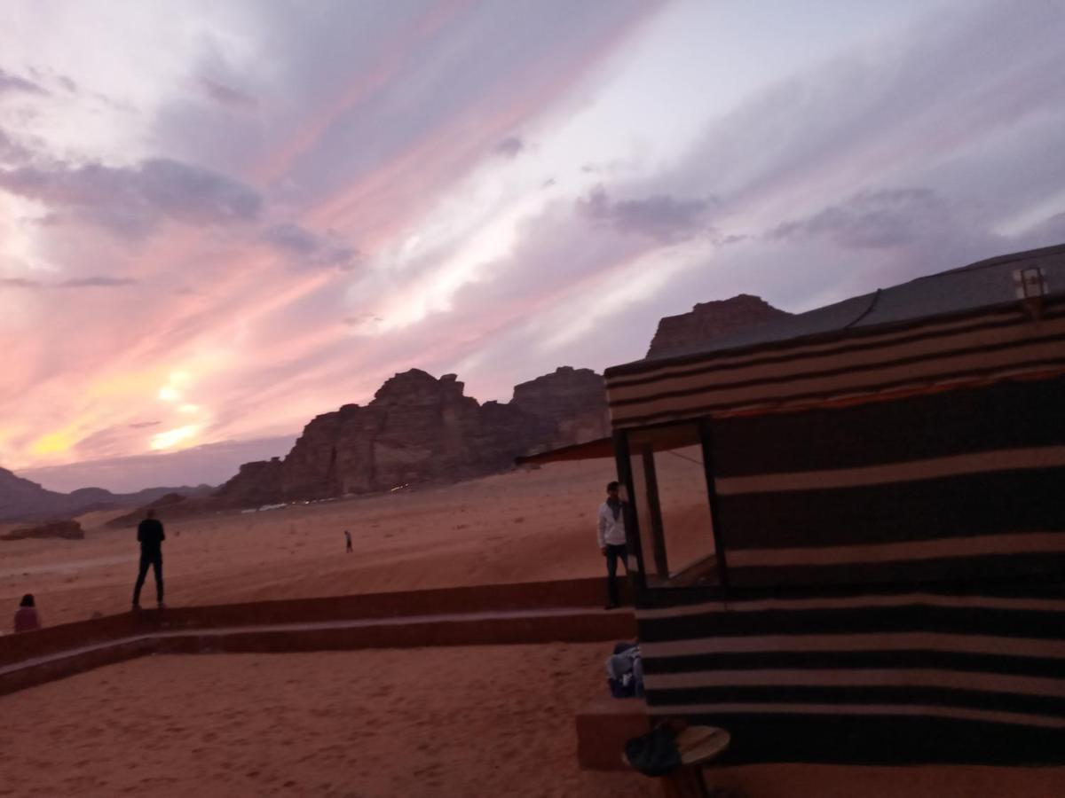 Rum Moon Luxury Camp Wadi Rum Extérieur photo