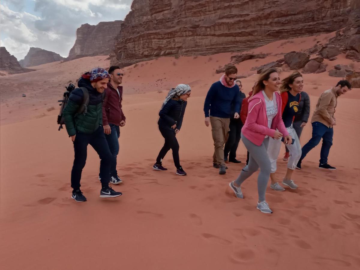 Rum Moon Luxury Camp Wadi Rum Extérieur photo