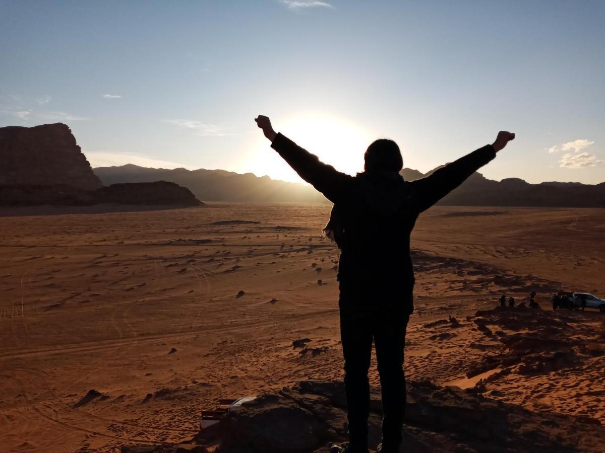 Rum Moon Luxury Camp Wadi Rum Extérieur photo